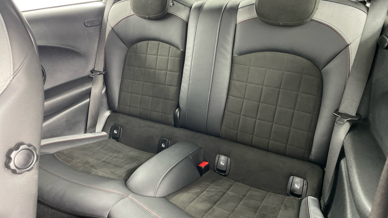 MINI Hatchback 1.5 Cooper Sport Premium 3dr Auto Petrol Hatchback